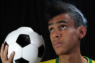 爱游戏中国官方登录入口网站-国家队加强控球能力训练提升中场调度效率，提高控球能力的十大措施