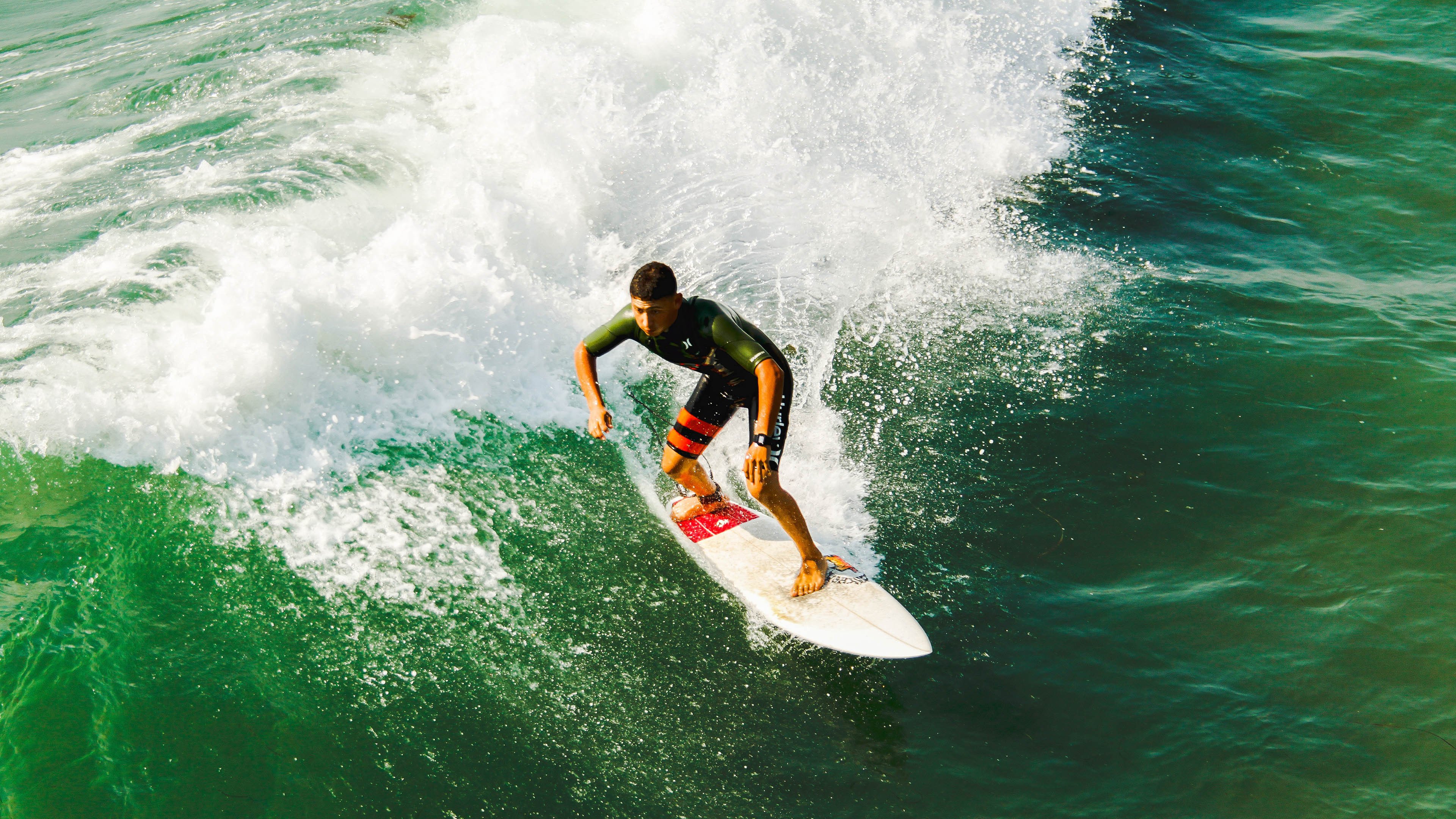 荷兰队在国际赛中表现优异,晋级希望巨大